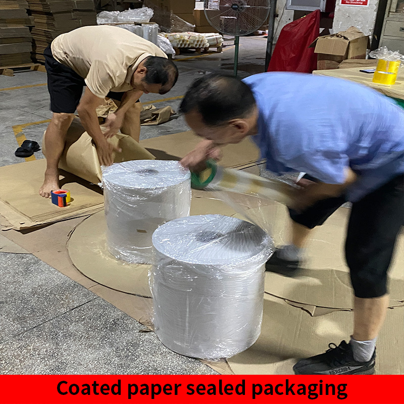 Papel estucado blanco recubierto de goma: material ideal para impresión y embalaje